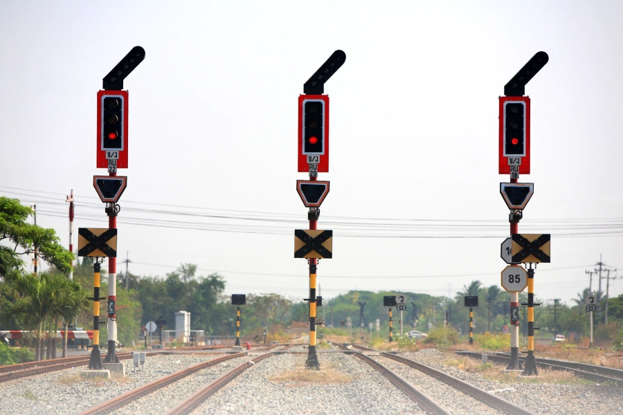 Dopravn znaky pro vlaky